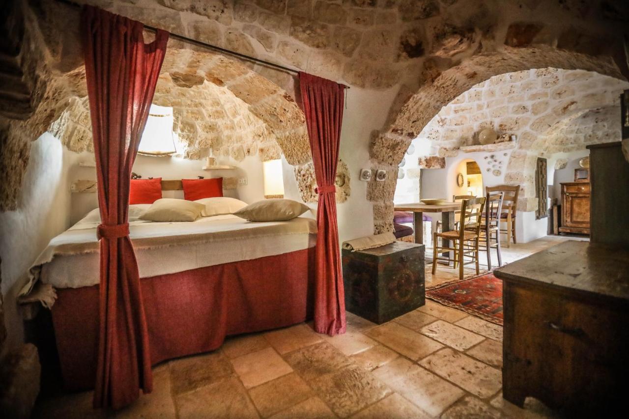 Trulli Il Geco Sognante Villa Ceglie Messapica Exteriör bild