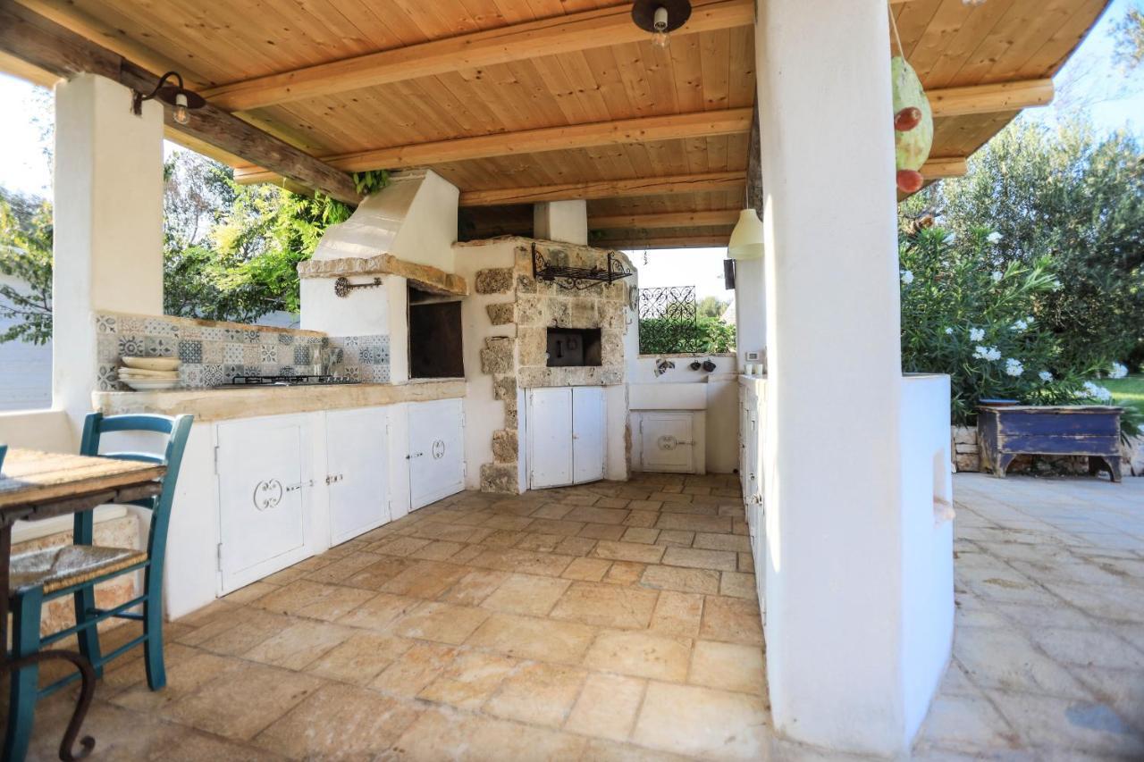 Trulli Il Geco Sognante Villa Ceglie Messapica Exteriör bild